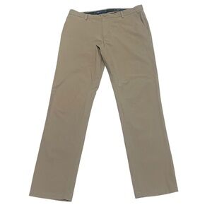 Vineyard Vine OTG Khaki pants On the go men’s size 35X32